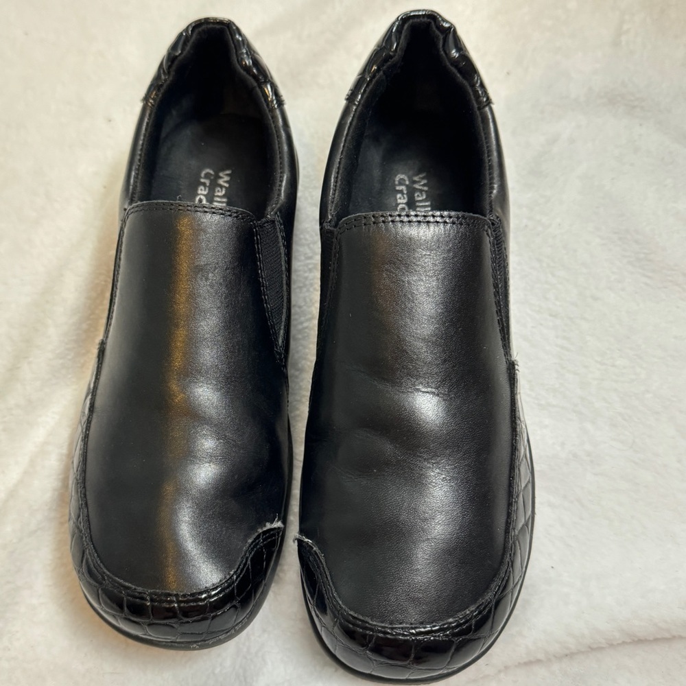 Walking cradles loafers